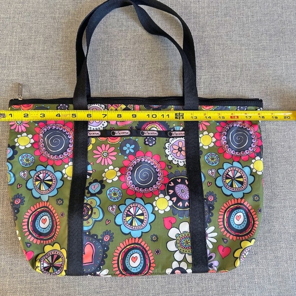 le Sportsac floral zipper shoulder bag / tote bag - Picture 8 of 10